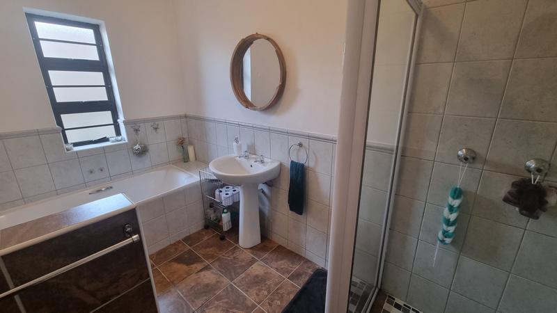 6 Bedroom Property for Sale in Groot Brakrivier Central Western Cape